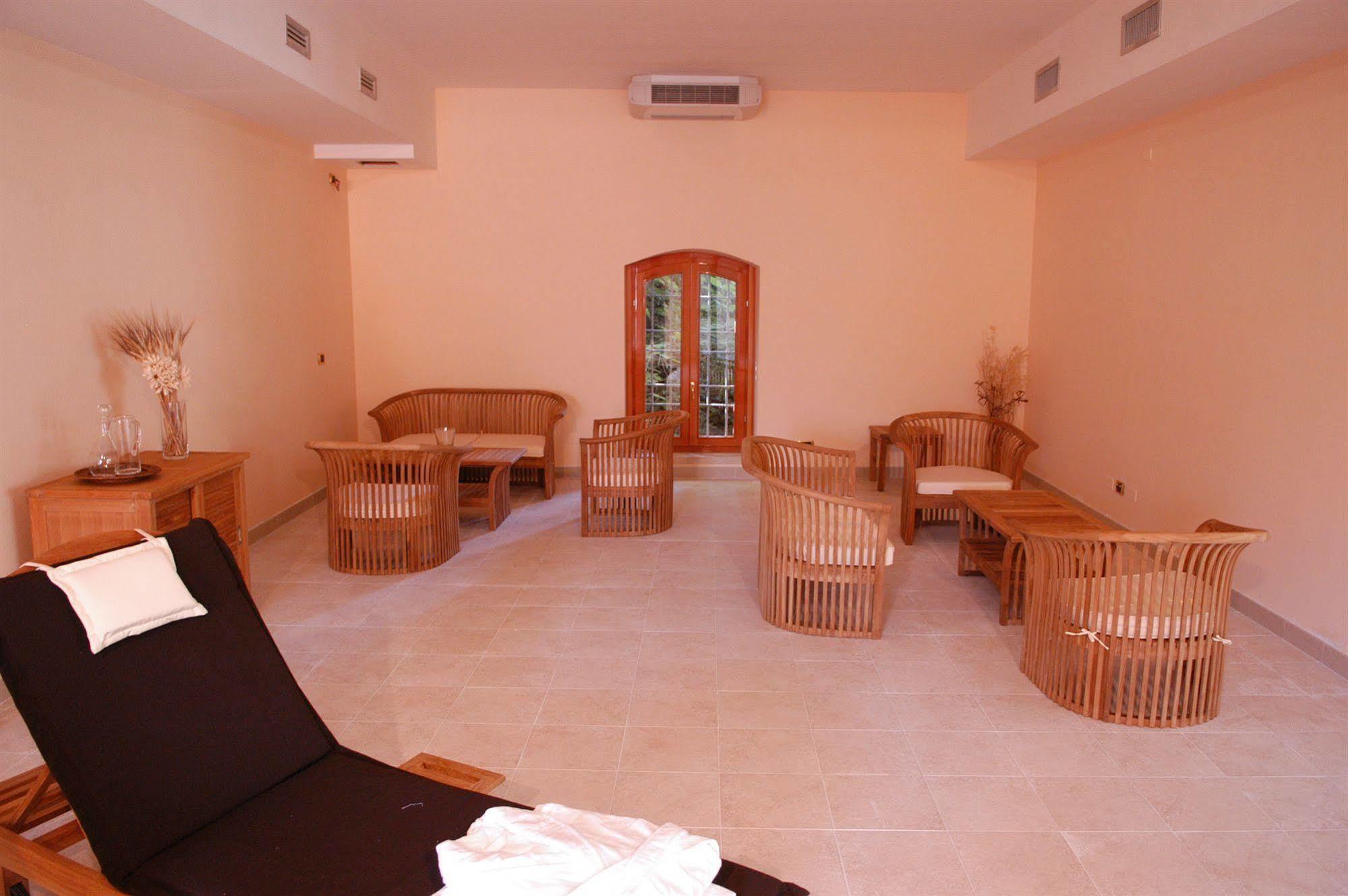 Pilgrim'S Hotel Cicognolo Buitenkant foto